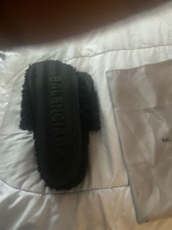 Balenciaga black slides fur