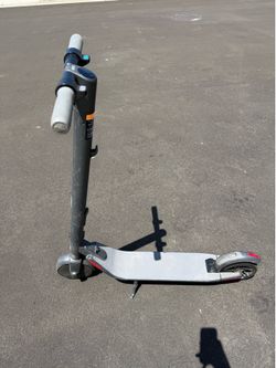 Ninebot Segway- scooter