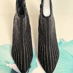 ALANNIS|J Renee-BLACK SUEDE/STONES
