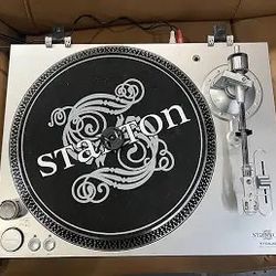 Stanton St8-100 Vintage Classic Turntable 