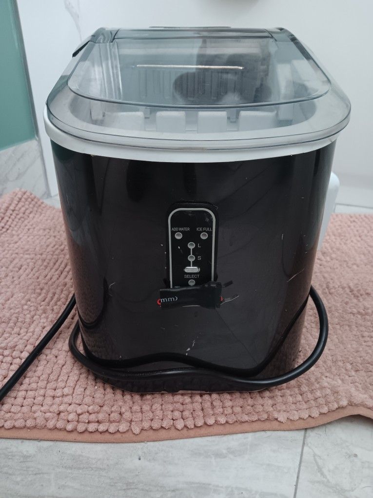 Ice Maker 