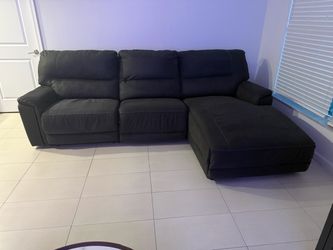 Midnight Gray Reclining Sectional with Chaise
