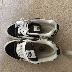 Vans Knu Skool