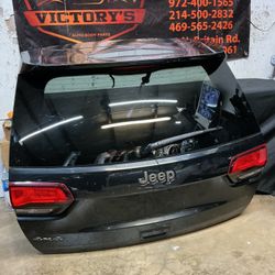 JEEP GRAND CHEROKEE 2017-2022 TAILGATE OEM