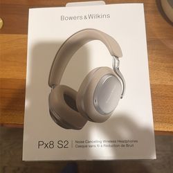 Bowers & Wilkins Px8 S2