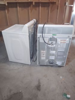 White Washer and Dryer Set