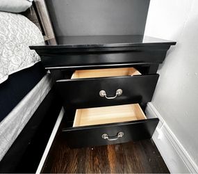 Solid wood Black Nightstand 2 Drawers