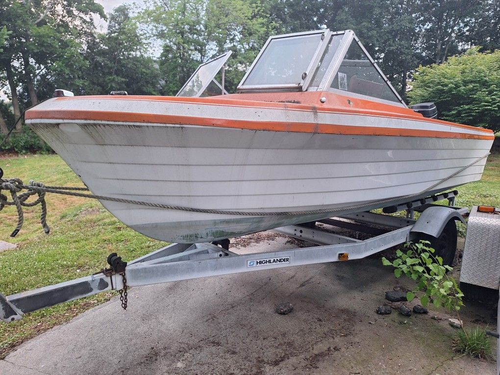 1980's BOAT FOR Sale with Trailer