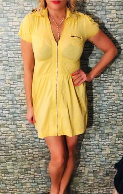 Guess zip up front short sleeve mini dress