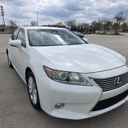 2013 Lexus ES300h Hybrid