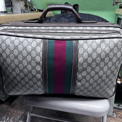 Gucci Monogram Unique Duffle-Bag