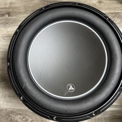 JL Audio 12W6v3 Subwoofer