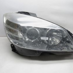 2010 Mercedes c300 headlight