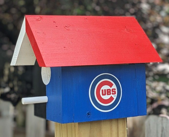 Chicago Cubs vs Chicago White Sox Bird House