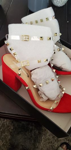Red and clear beautiful shoes gorgeous gold detail new in box