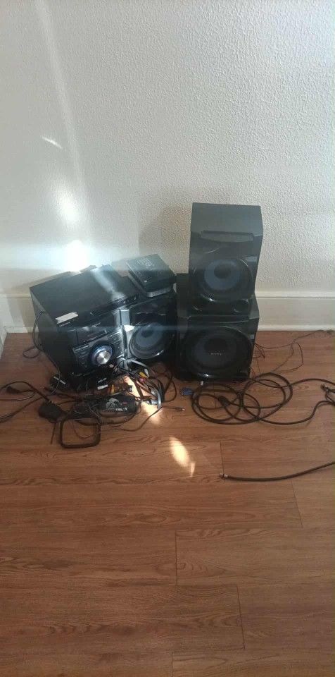 Sony Stereo Speakers 