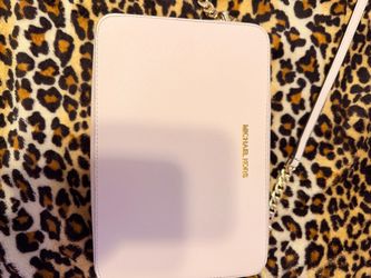 Michael Kors Light Pink Crossbody Bag