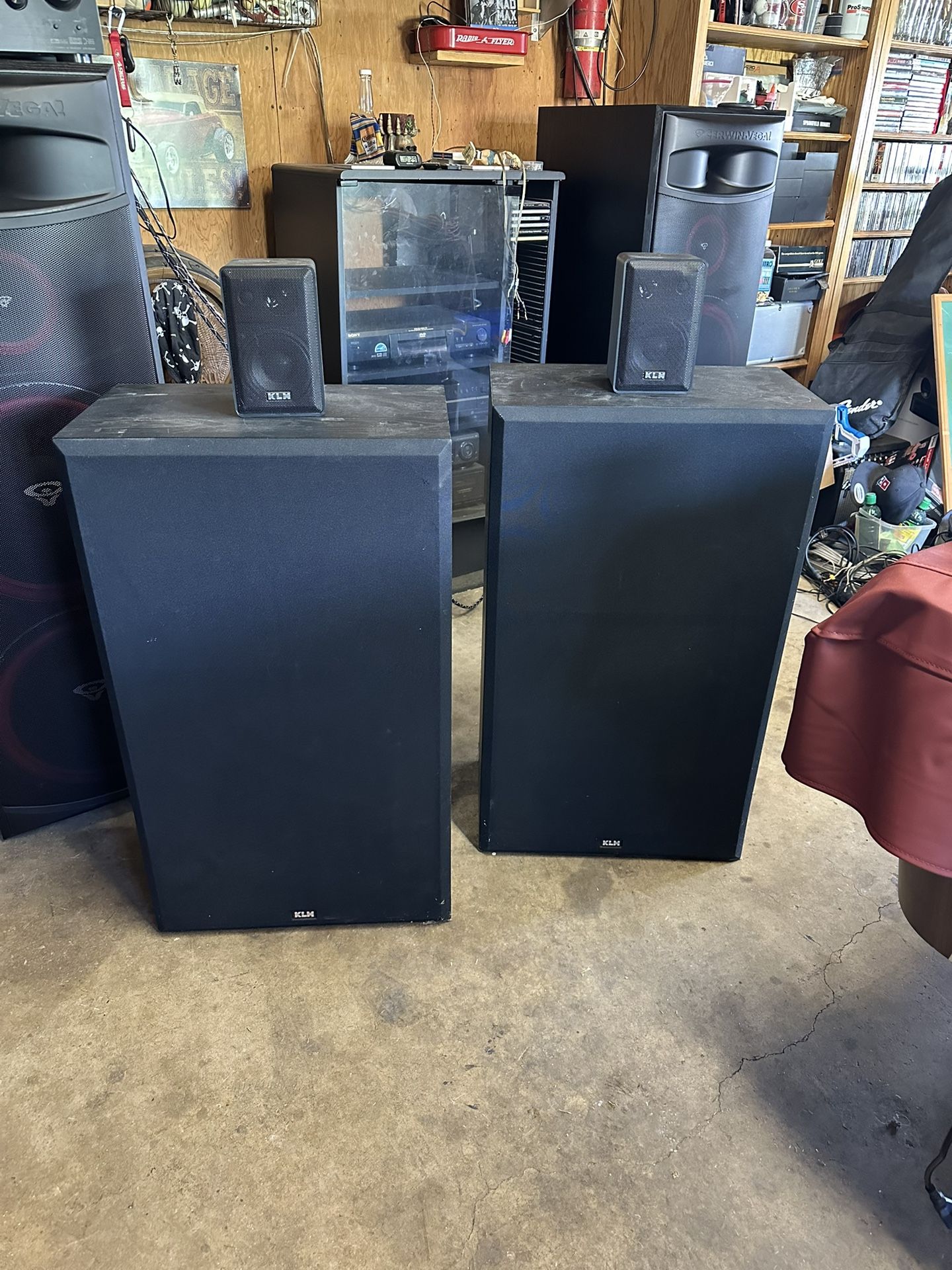 Old School Speakers KLH 915B