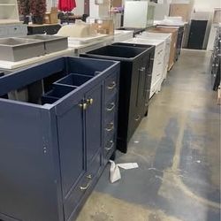$140 for 30” & $175 for 36”New Assembled 30” & 36” Solid Wood Frame Bathroom Vanity WITHOUT Sink