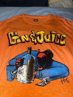 M/L Snoop Dogg Shirt