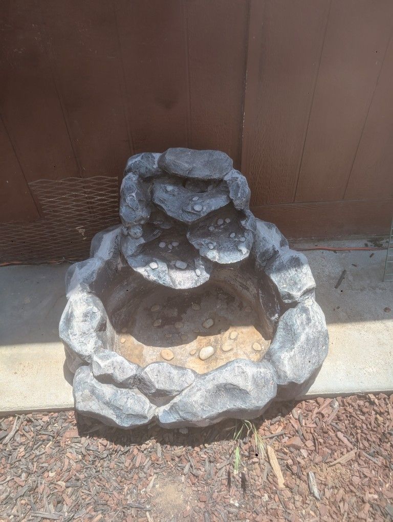 Mini Pond Fountain