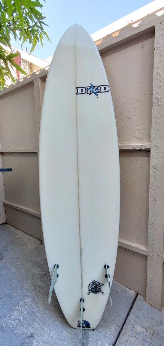 🤙1 RIP CURL SURFBOARD ( EXCELLENT CONDITIONS)