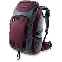 NEW REI Traverse Daypack Backpack Maroon