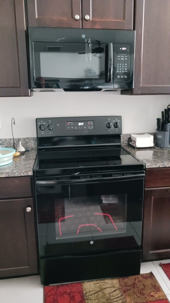 4 PC Kitchen Appliance Set