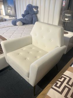 White  sofa，$180