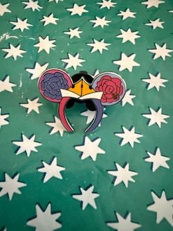 Aurora (Sleeping Beauty) Ears Hidden Disney Chaser Pin