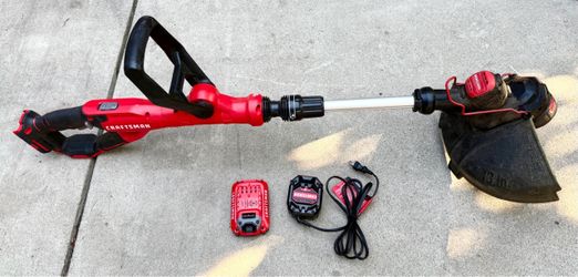 Craftsman CMCST900 - 20V Weedwacker / String Trimmer with Battery & Charger