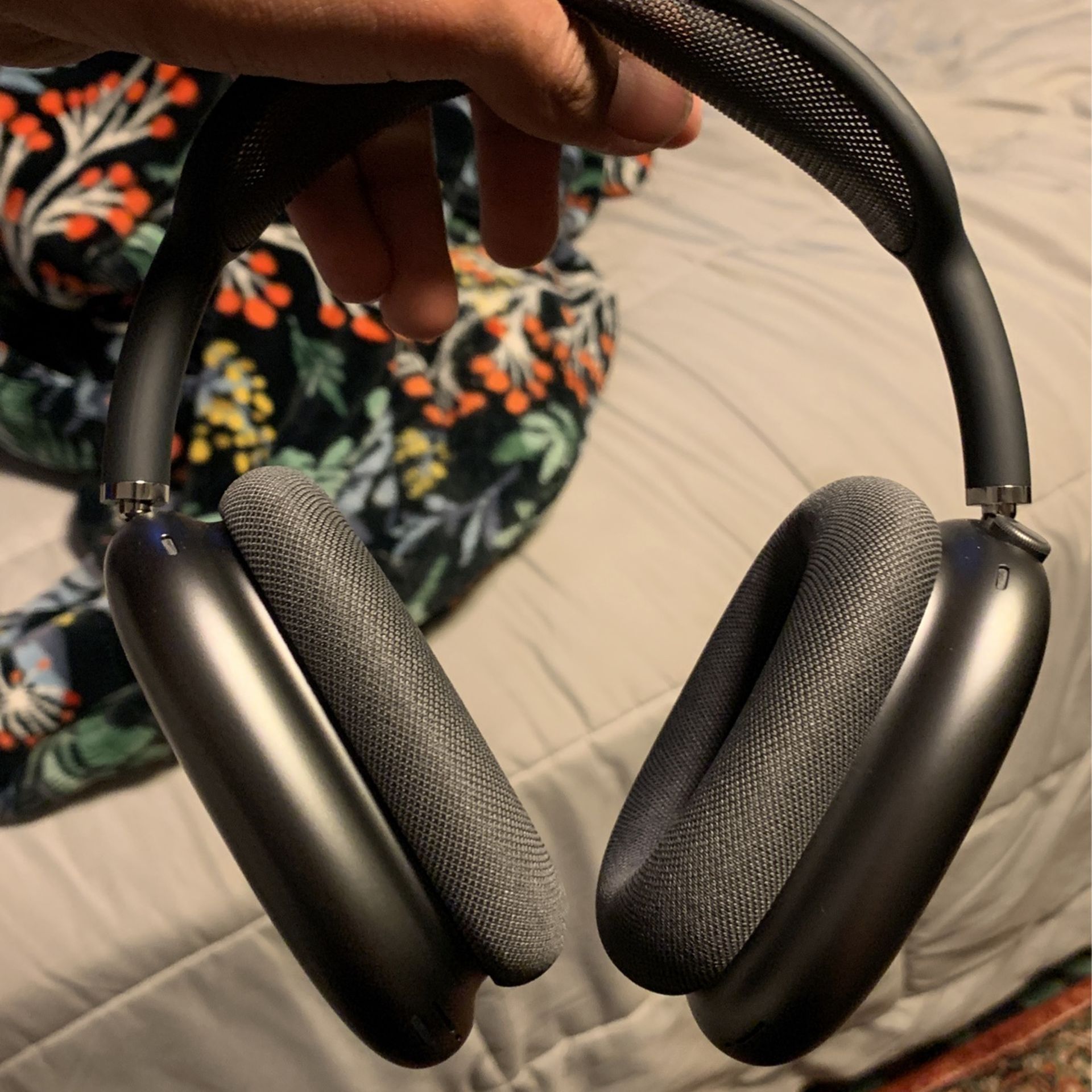 Apple AirPods Max!!!-space Grey for Sale in Whittier, CA - OfferUp
