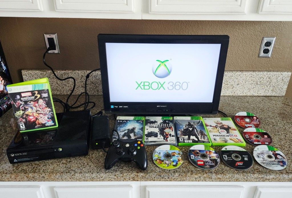 XBOX 360 E 500gig SUPER SET!! Read The Description Plz.