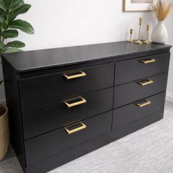 Black Dresser 6 Drawer W/Gold Glides🌟