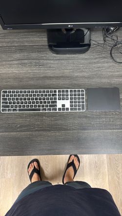 Apple keyboard & track pad