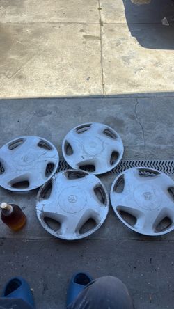 Toyota Tacoma hub caps