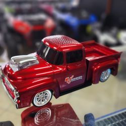 Bluetooth Speakers Old Truck Style 