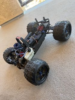 Traxxas revo 3.3
