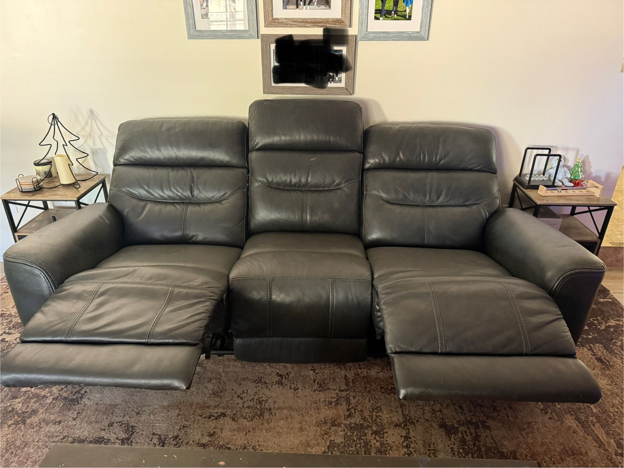 Black Leather Reclining Couch 