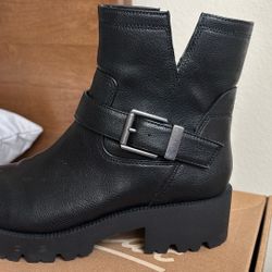 Black Boots 7