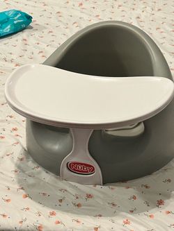 Baby seat and table