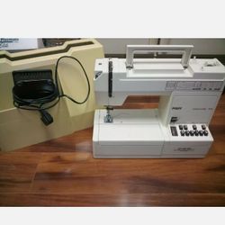 Pfaff Hobbymatic 919 Sewing Machine With Pedal Case Accessories