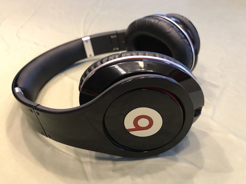 Beats by Dre Studio (Monster) Wired Noise Cancelling Headphones