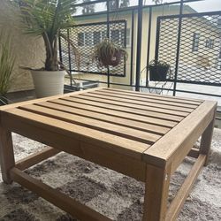 outdoor patio table lays low to the floor