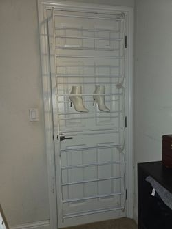 Shoe organizer/rack over the door