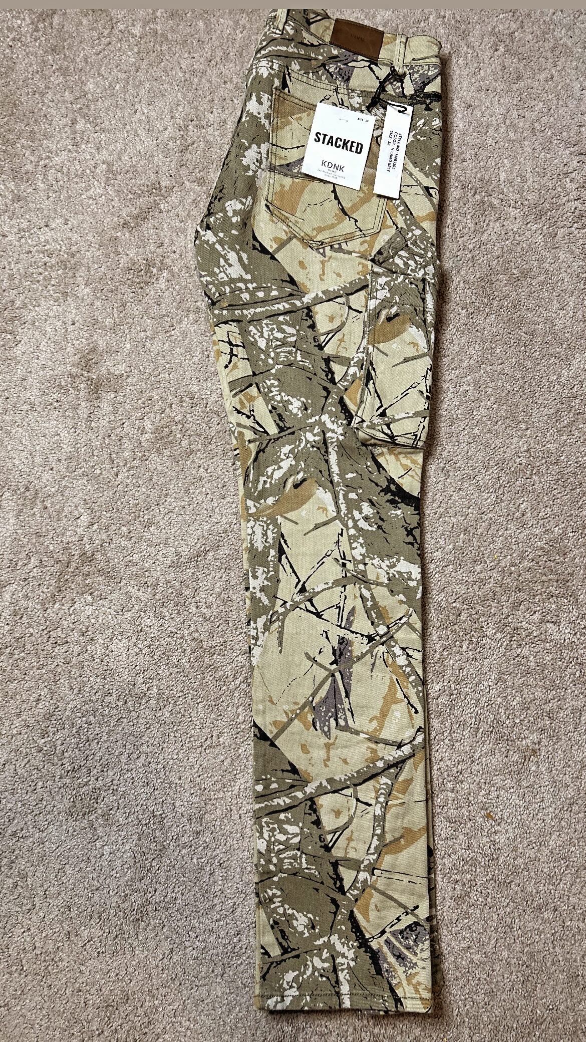 Camo Stacked Cargo Jeans (Men’s) – Size 38
