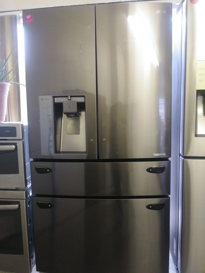 LG black stainless steel 4-door French style refrigerator