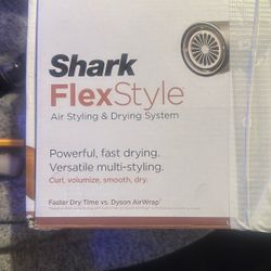 Shark Flex Style