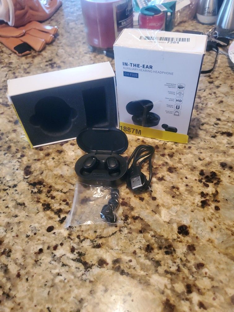 Auxiliary Hearing Headphone