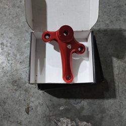 Ducati SFV4 ENGINE mount